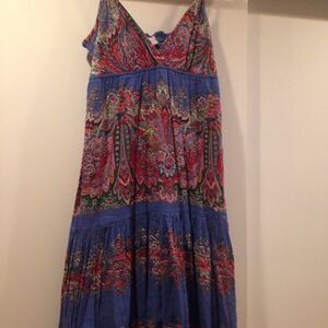 SOLD PURE VIDA BEAUTIFUL PERIWINKLE BLUE FLORAL MAXI DRESS SIZE 4